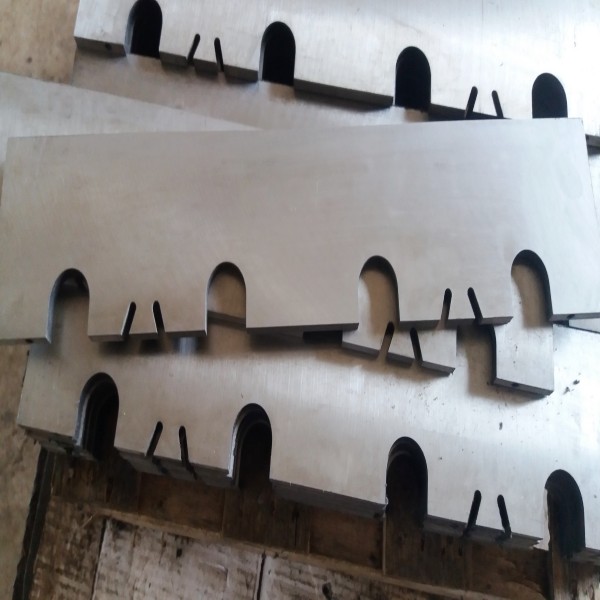Chipper wood blade 1.jpg
